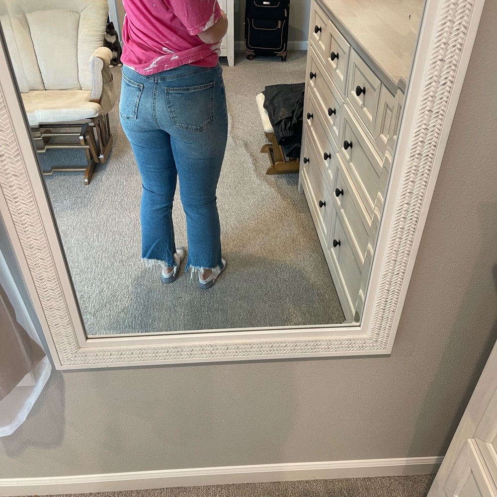 3/$20 Jeans - Picture 4 of 10